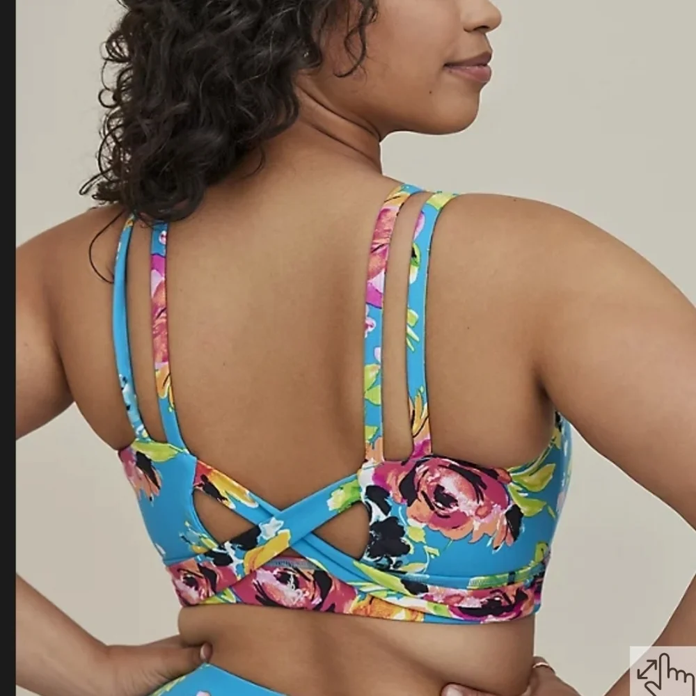 New Torrid Plus Sizes LOW-IMPACT WIRELESS TWIST BACK ACTIVE SPORTS BRA